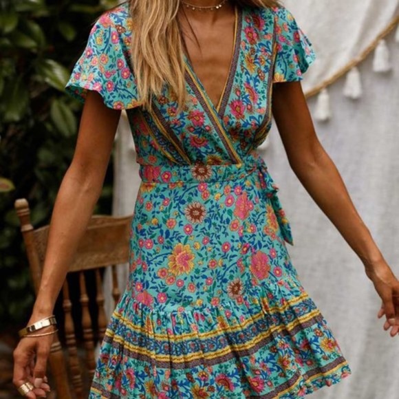 Boho Chic Floral Wrap Dress - Picture 5 of 5
